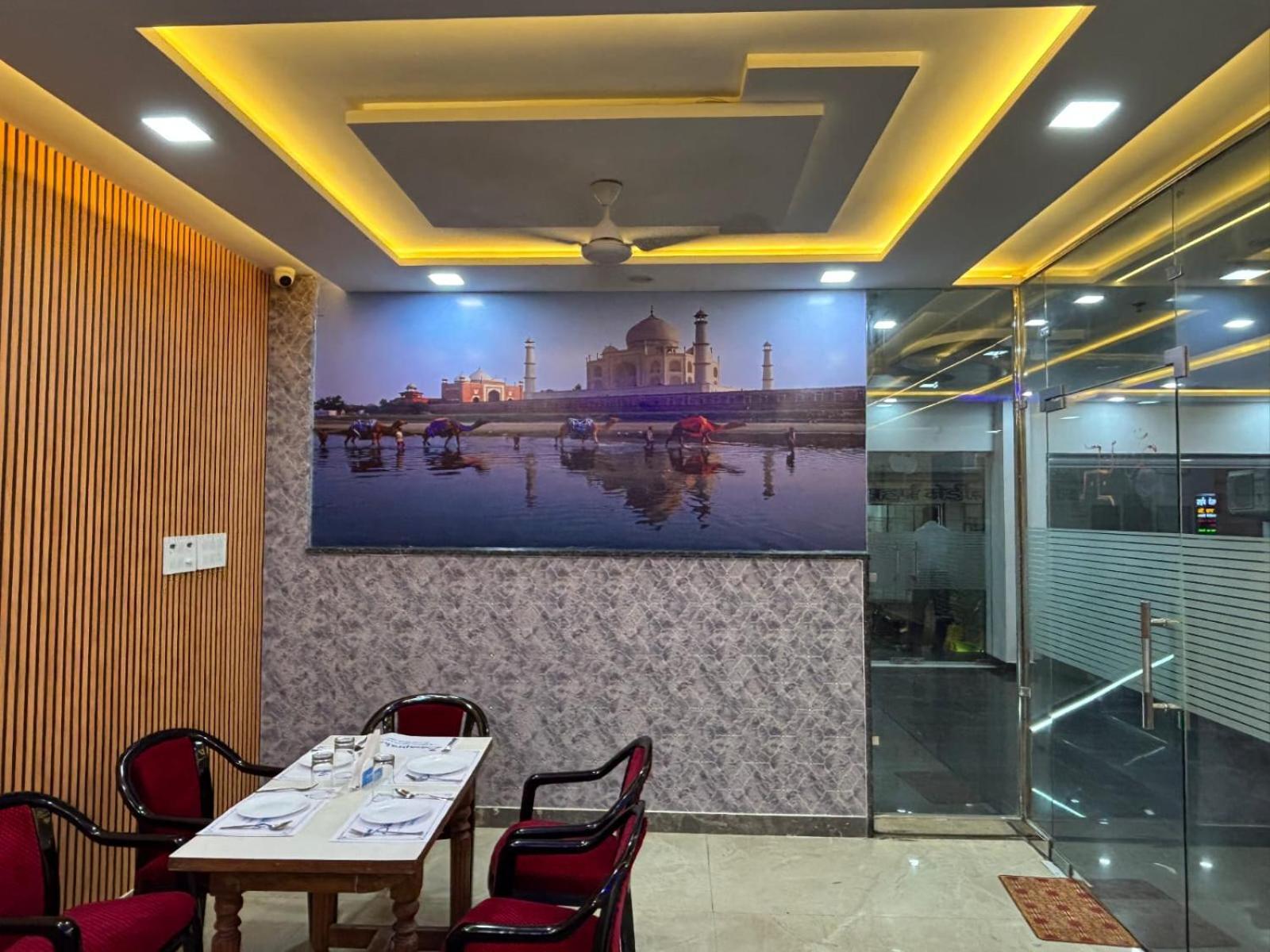 Hotel Ganga Palace - Agra Agra  Exteriér fotografie